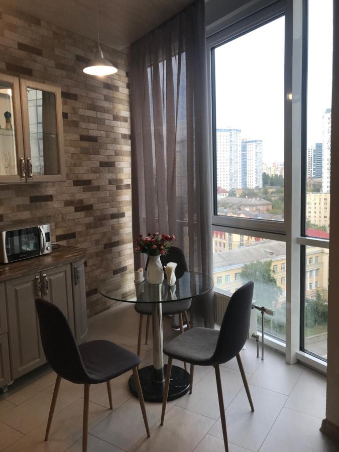 Apart Assistant On Smart Plaza Κίεβο Εξωτερικό φωτογραφία